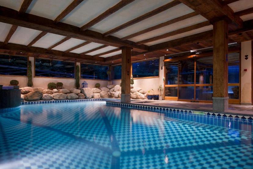 Les Grands Montets Hotel & Spa image 3
