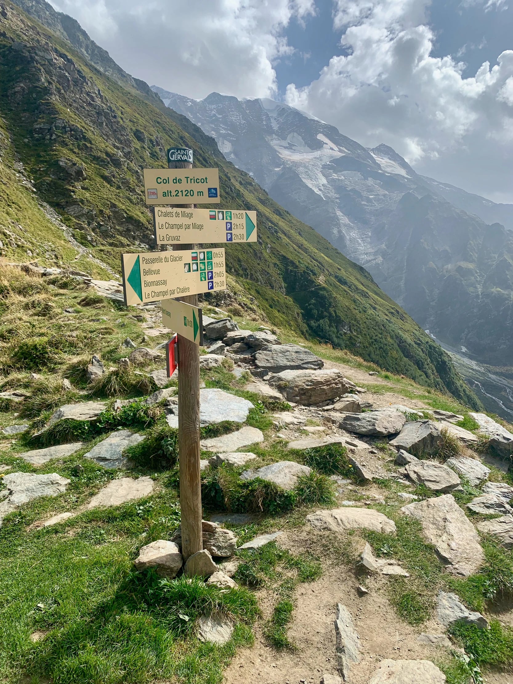 Sommet du col de Tricot dans les Alpes françaises